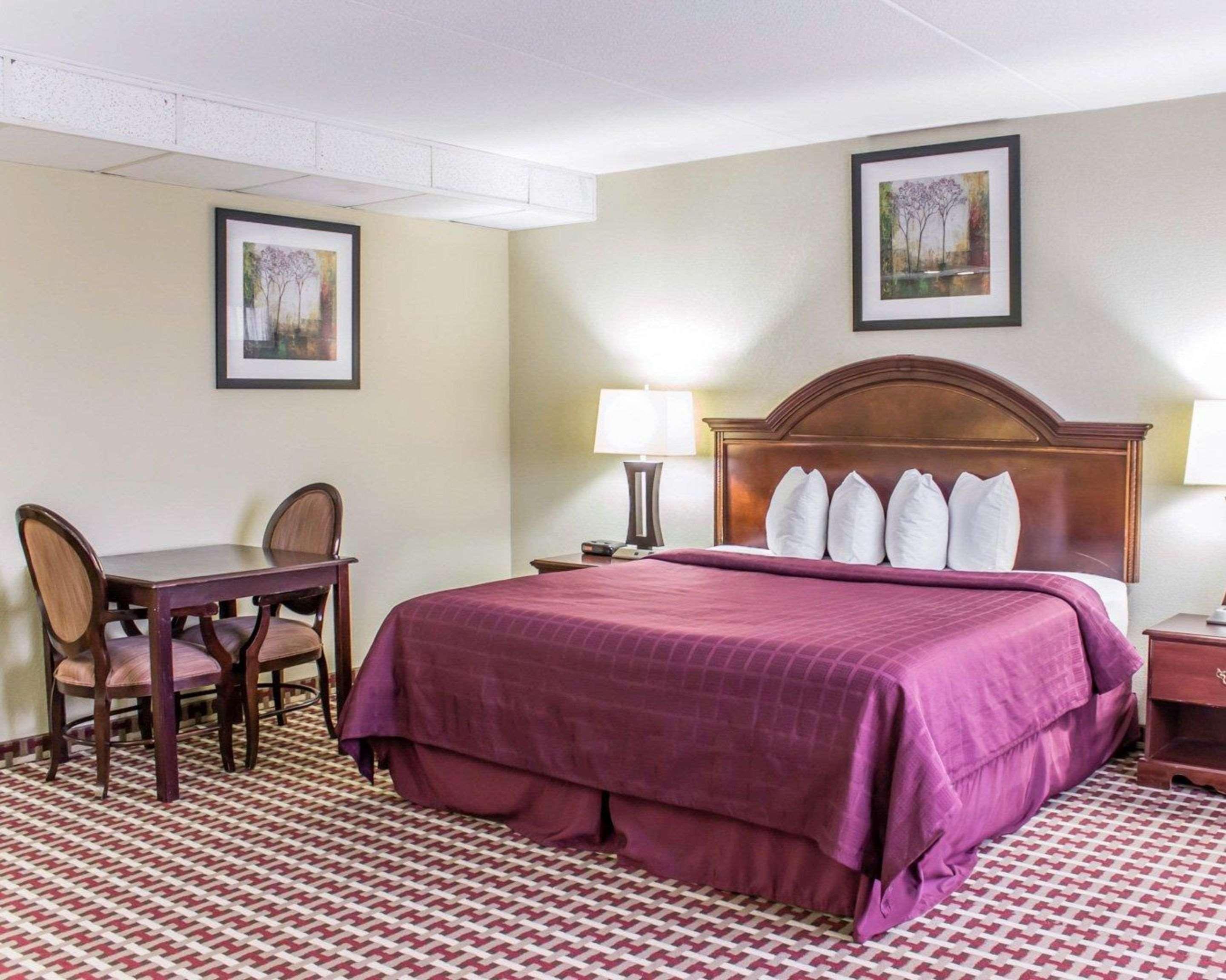 Quality Inn & Suites Fayetteville Luaran gambar