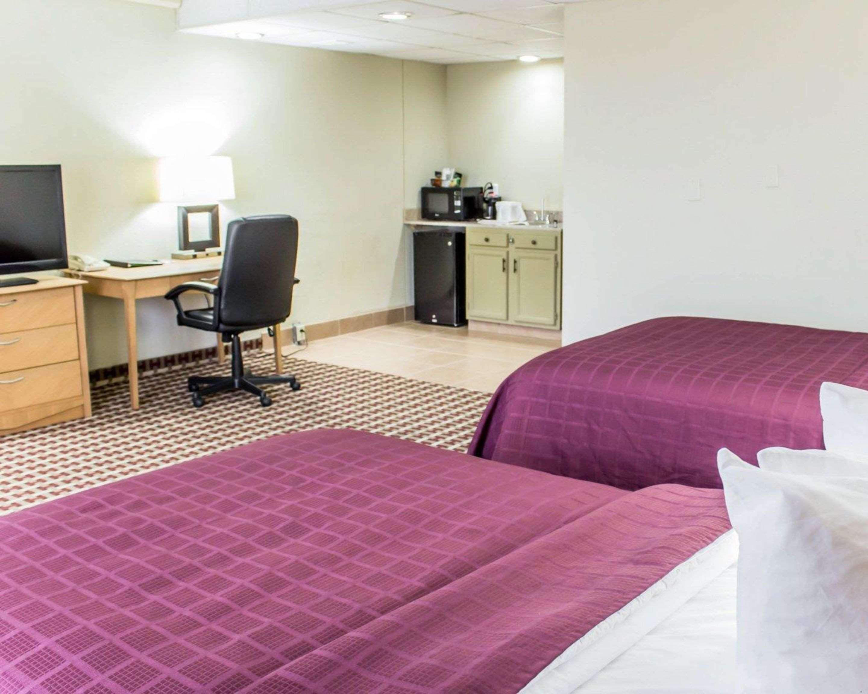 Quality Inn & Suites Fayetteville Luaran gambar