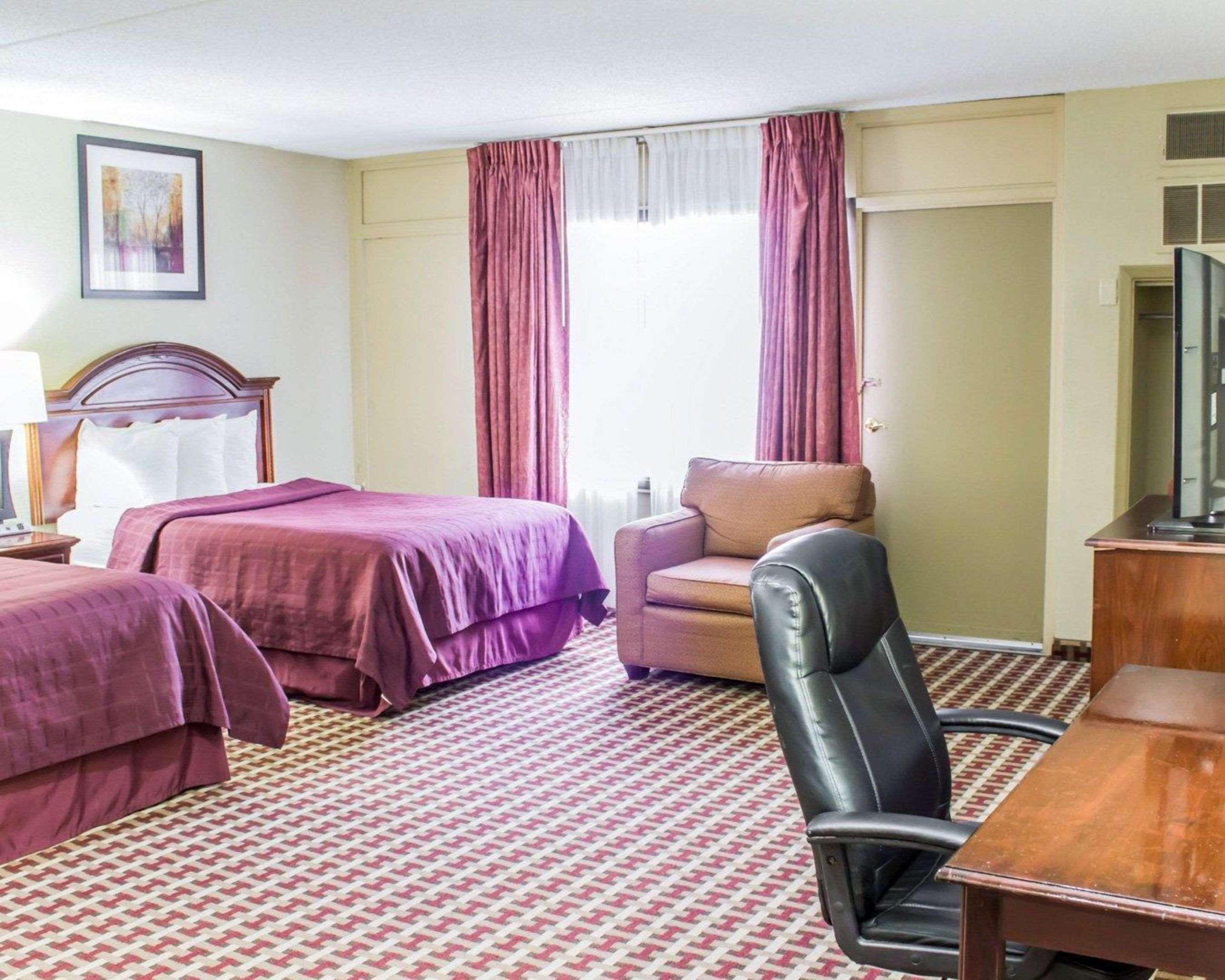 Quality Inn & Suites Fayetteville Luaran gambar