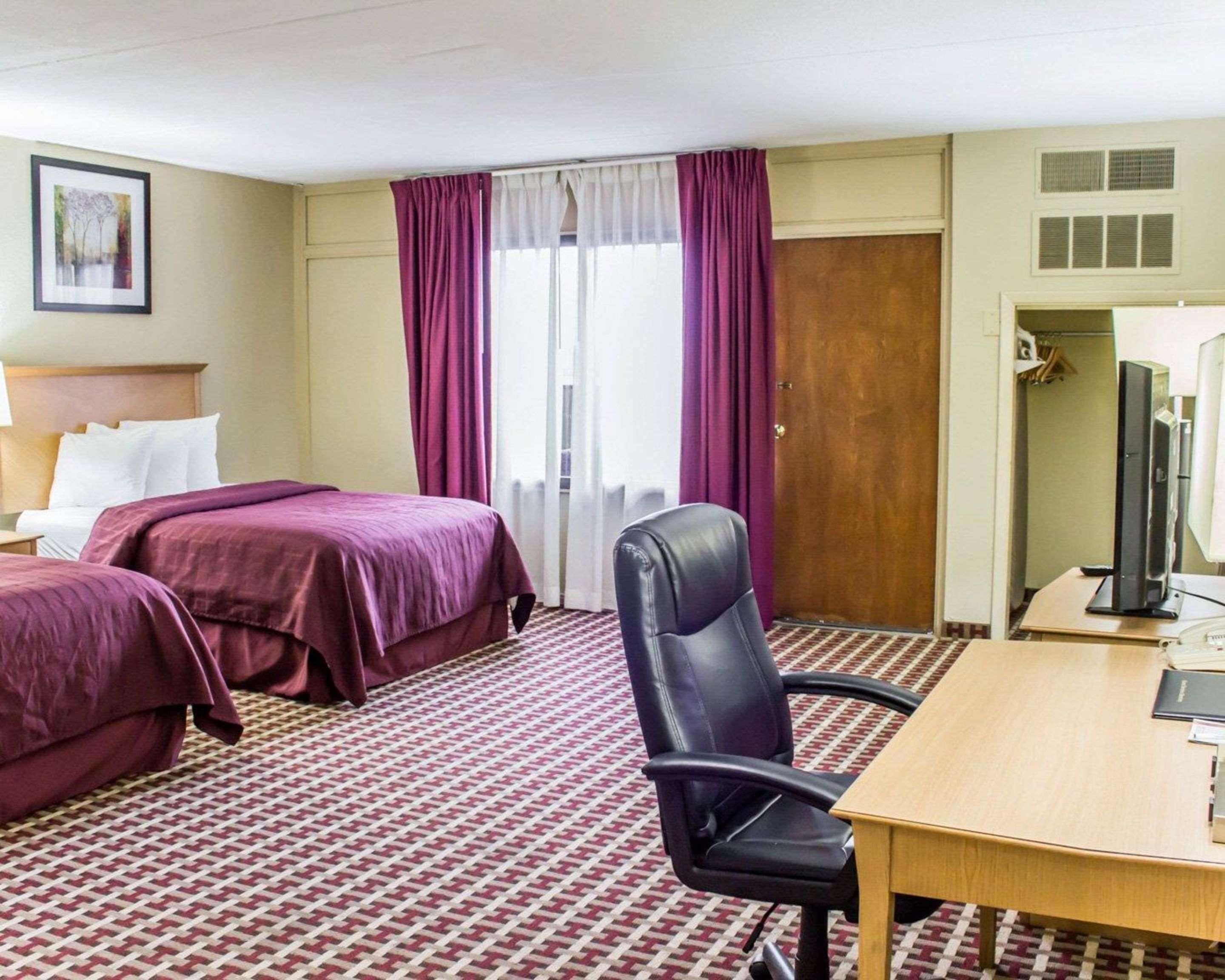 Quality Inn & Suites Fayetteville Luaran gambar