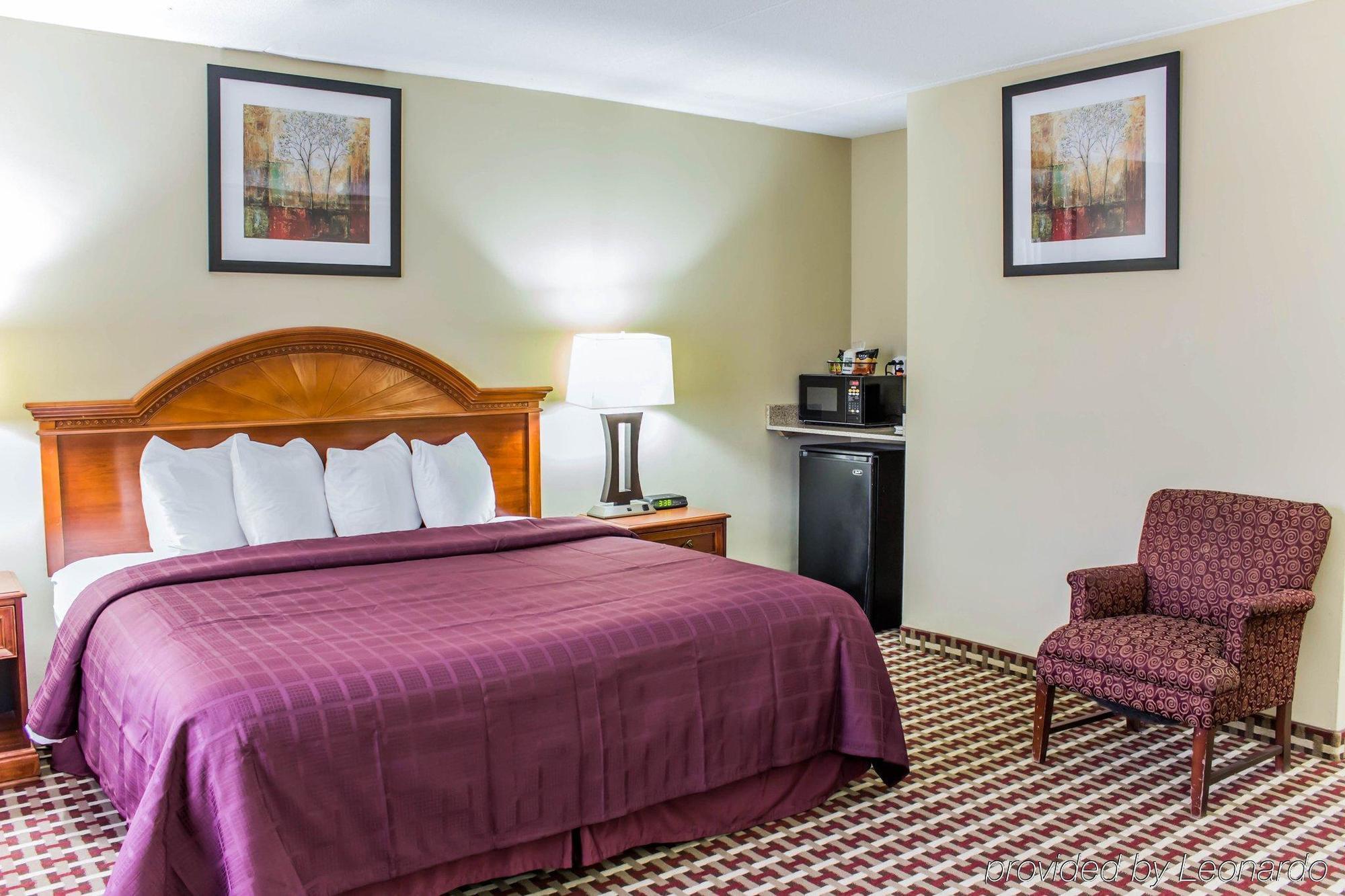 Quality Inn & Suites Fayetteville Luaran gambar