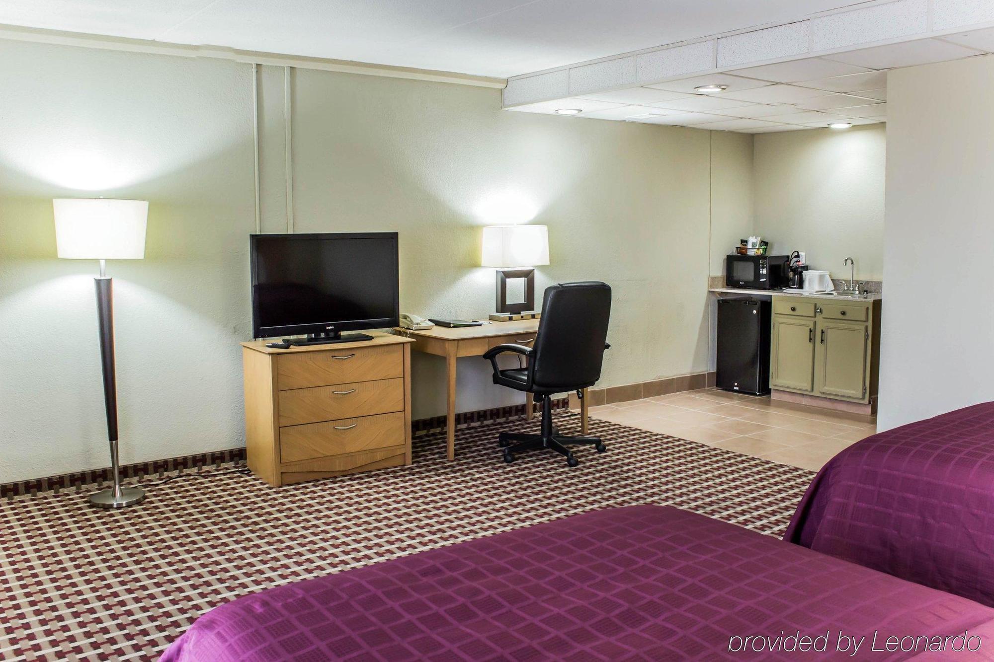 Quality Inn & Suites Fayetteville Luaran gambar