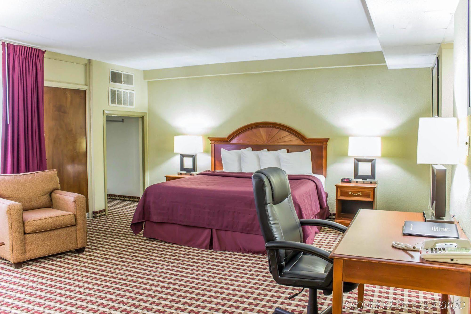 Quality Inn & Suites Fayetteville Luaran gambar